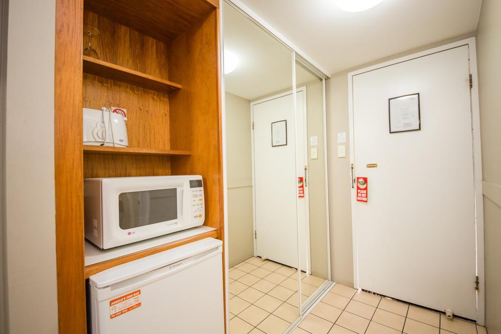 コスモポリタン モーテル&サービス アパートメンツ ロックハンプトン エクステリア 写真